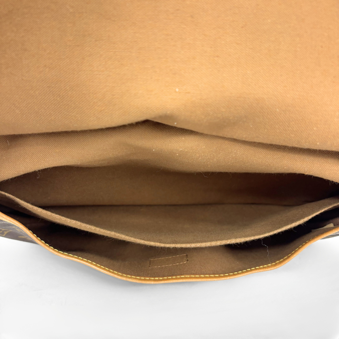 Inside pocket