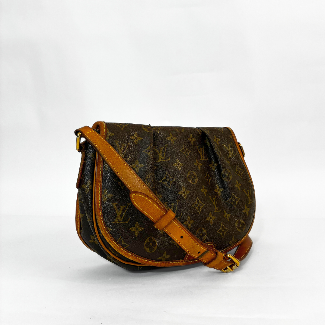 Louis Vuitton Menilmontant Monogram Canvas