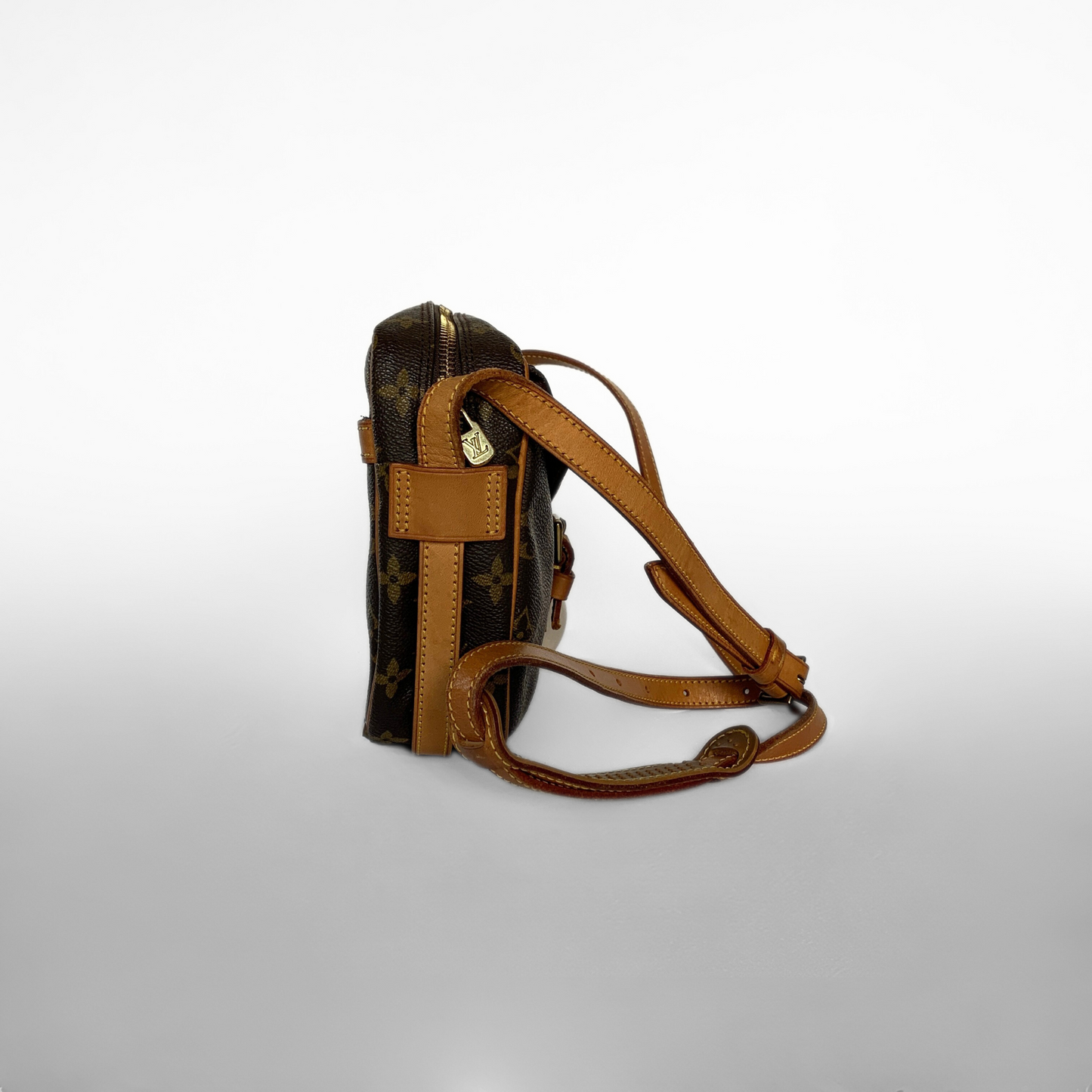 Louis Vuitton Louis Vuitton Jeune Fille Monogram Canvas - Crossbody bags - Etoile Luxury Vintage