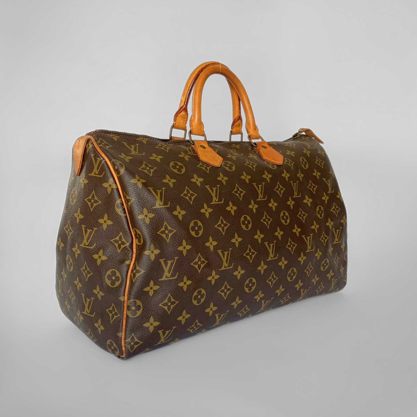 Louis Vuitton Speedy 40 Monogram Canvas