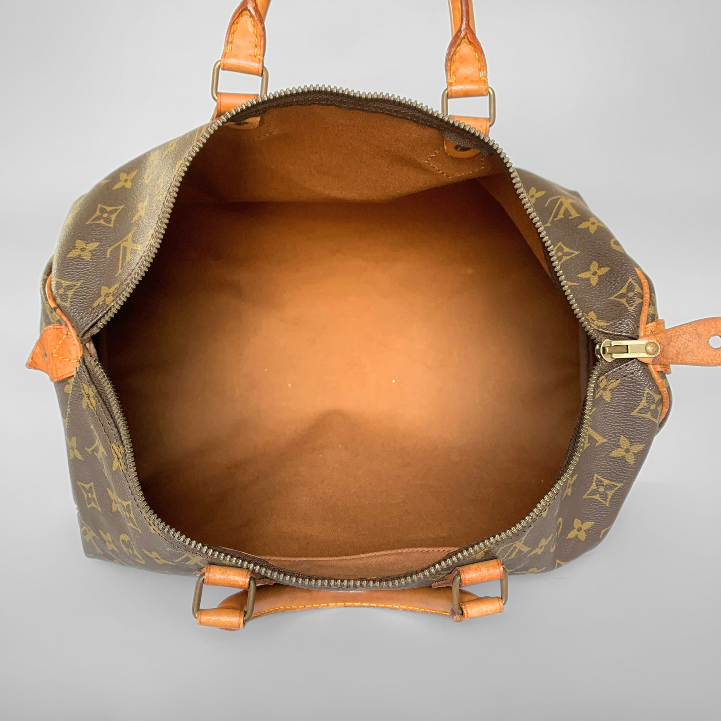 Louis Vuitton Speedy 40 Monogram Canvas