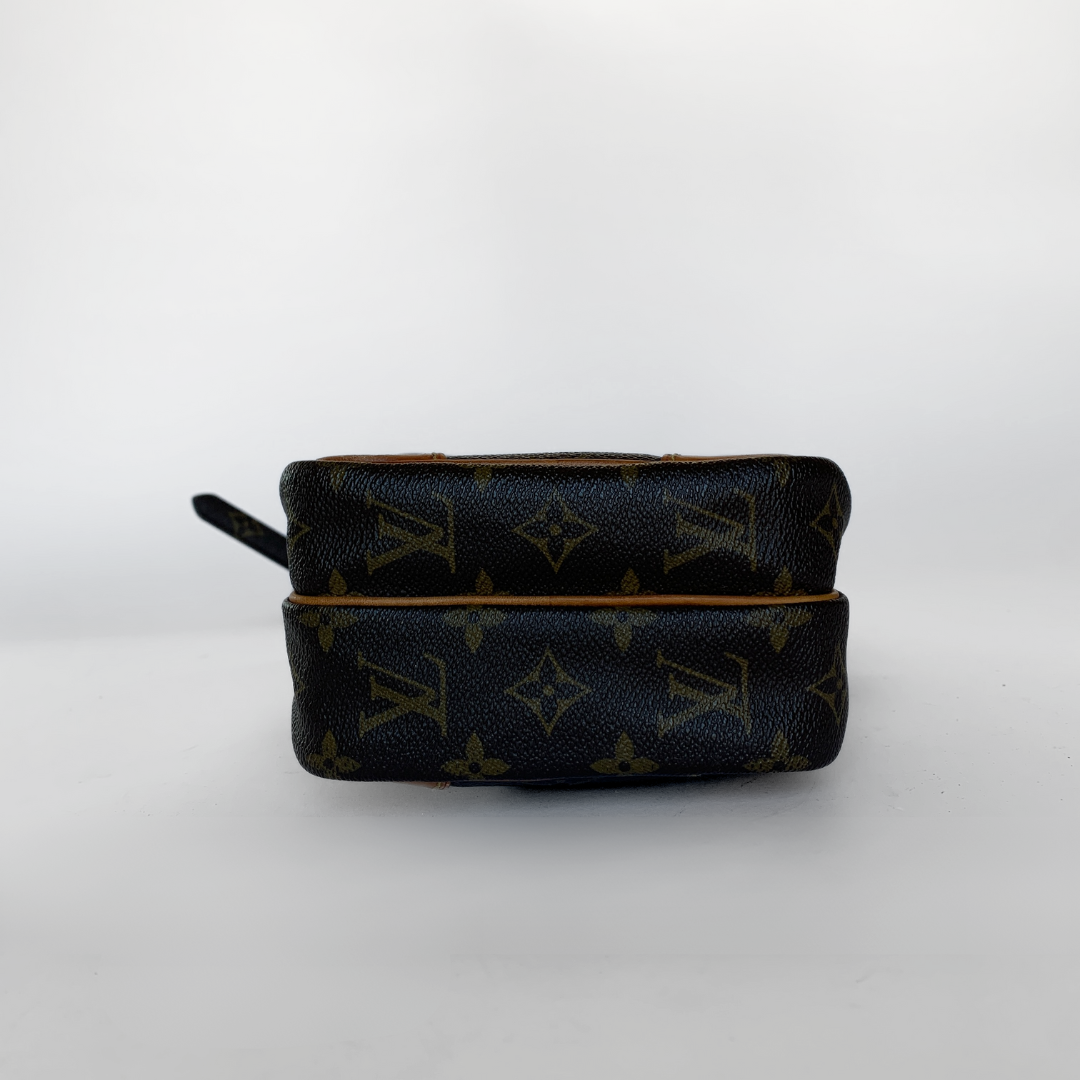 Louis Vuitton Louis Vuitton Amazon Monogram Canvas - Crossbody bags - Etoile Luxury Vintage
