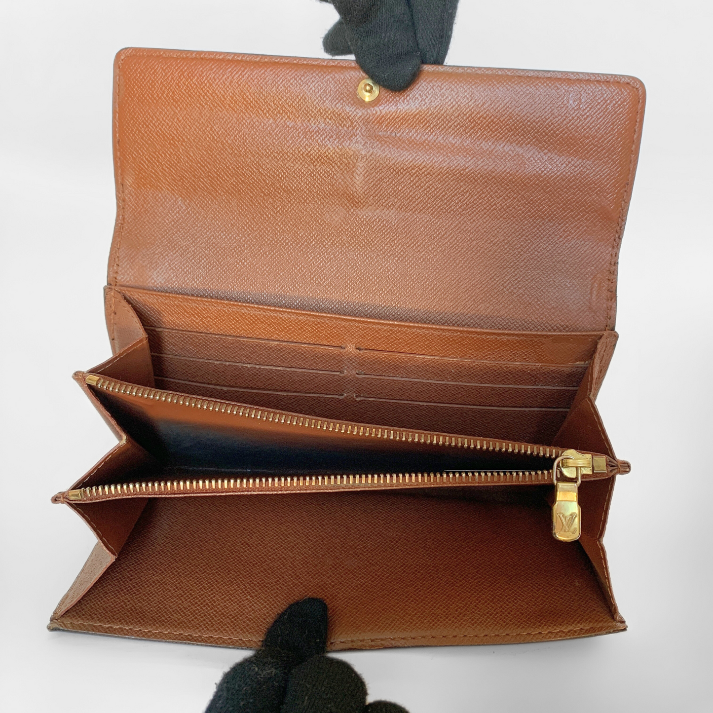 Louis Vuitton Louis Vuitton Wallet Large Monogram Canvas - Wallets - Etoile Luxury Vintage