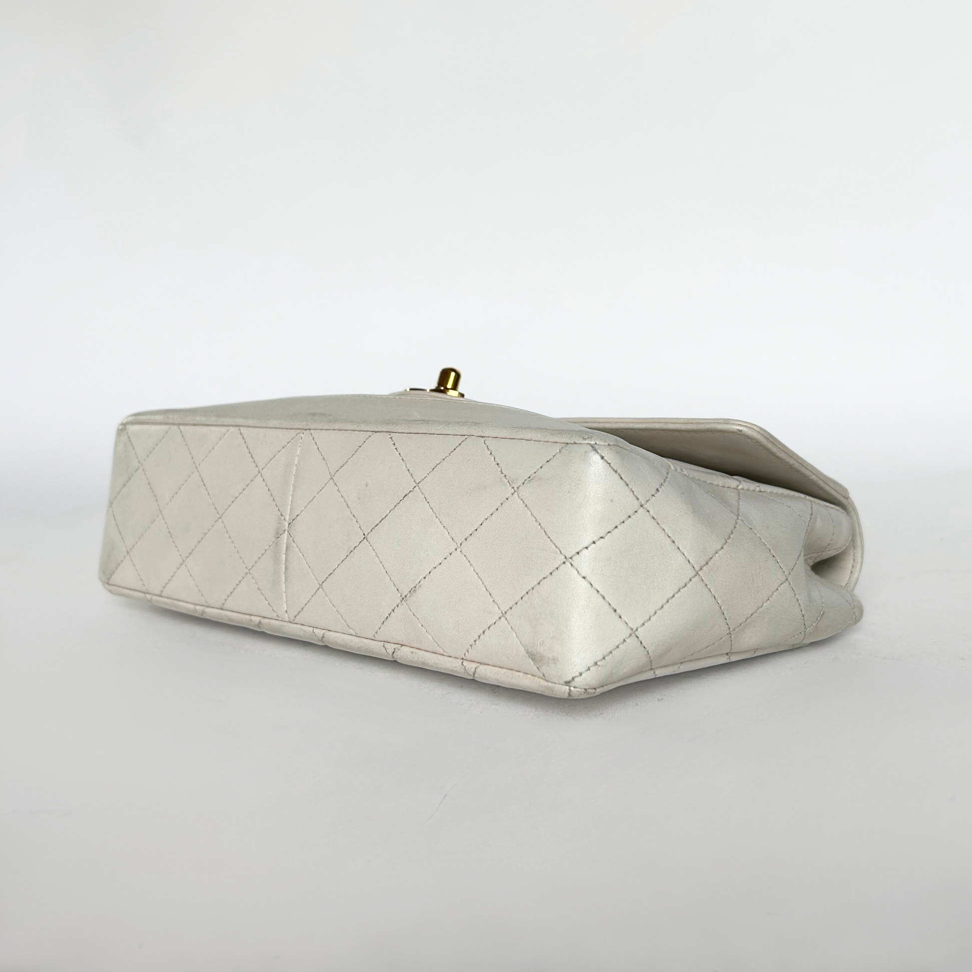 Chanel IG SALE: Chanel Seasonal Diana Single Flap Bag Medium Lambskin Leather - Shoulder bags - Etoile Luxury Vintage