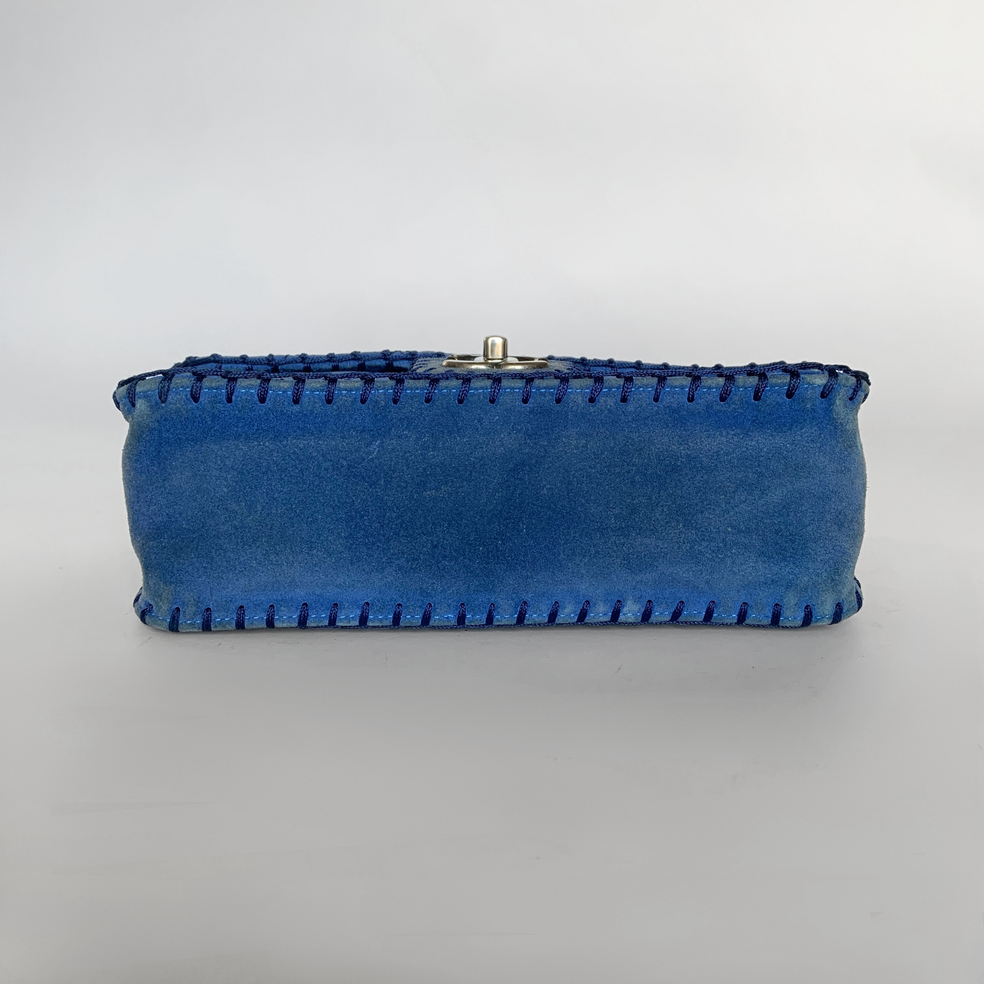 Chanel Chanel Single Flap Bag Suède - Shoulder bags - Etoile Luxury Vintage