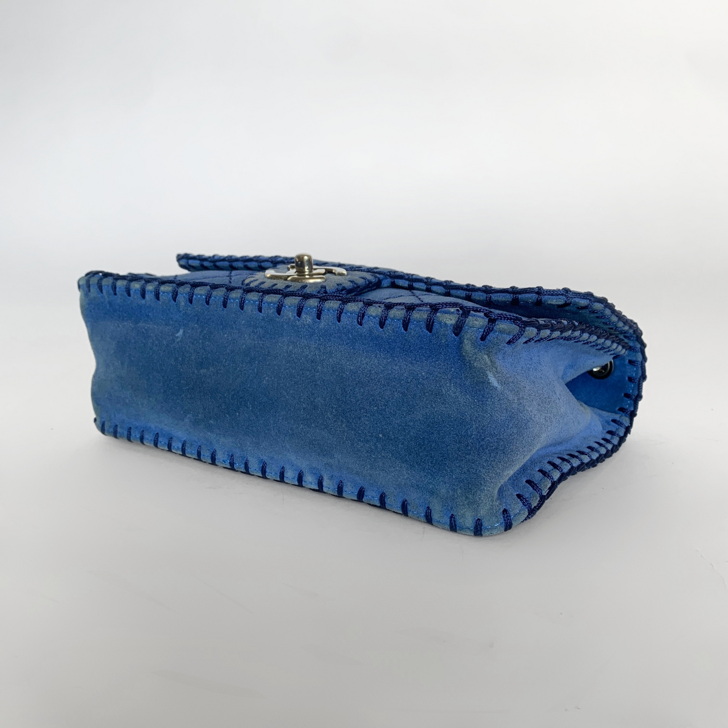 Chanel Chanel Single Flap Bag Suède - Shoulder bags - Etoile Luxury Vintage