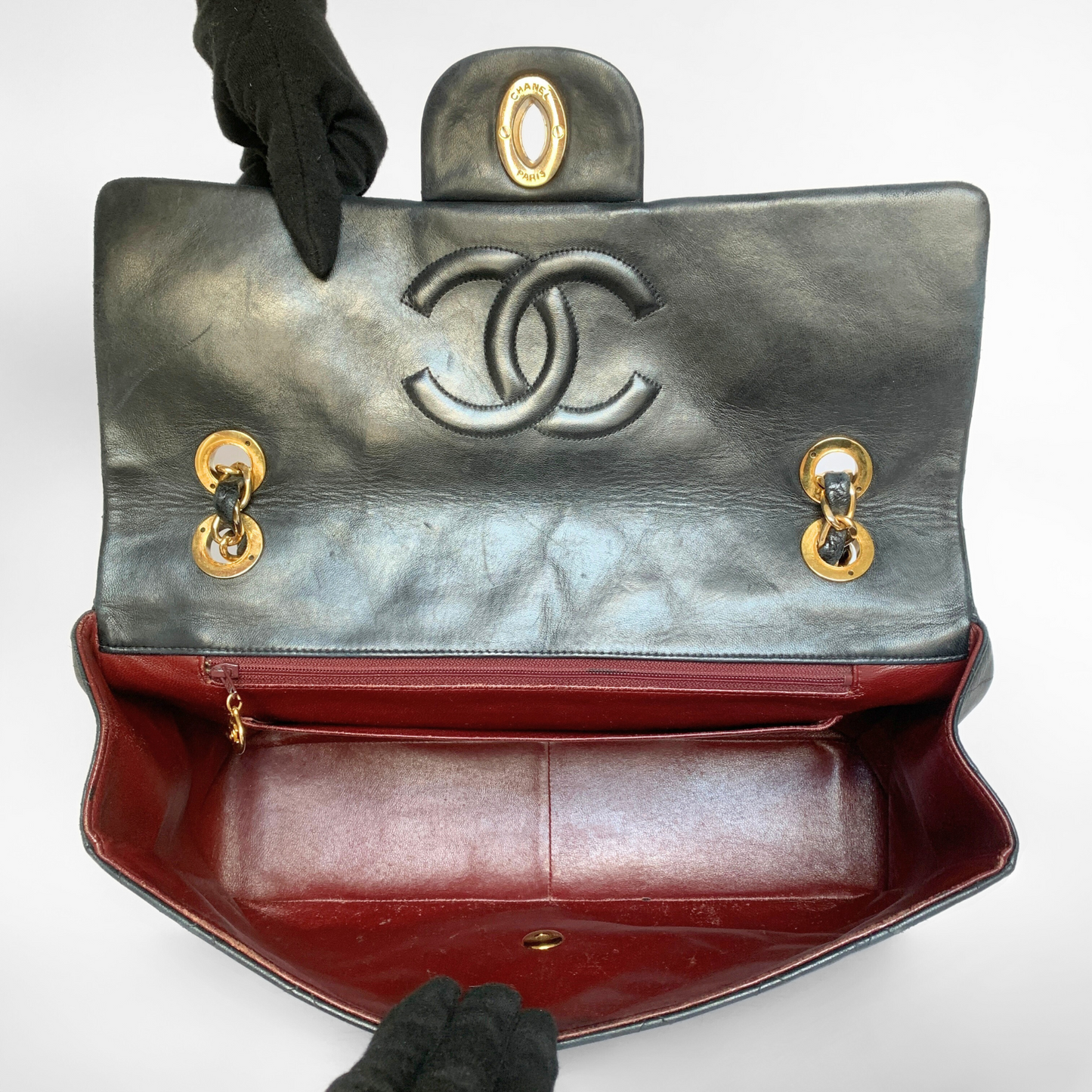 Chanel Chanel Classic Flap Bag Maxi Lambskin Leather - Crossbody bags - Etoile Luxury Vintage