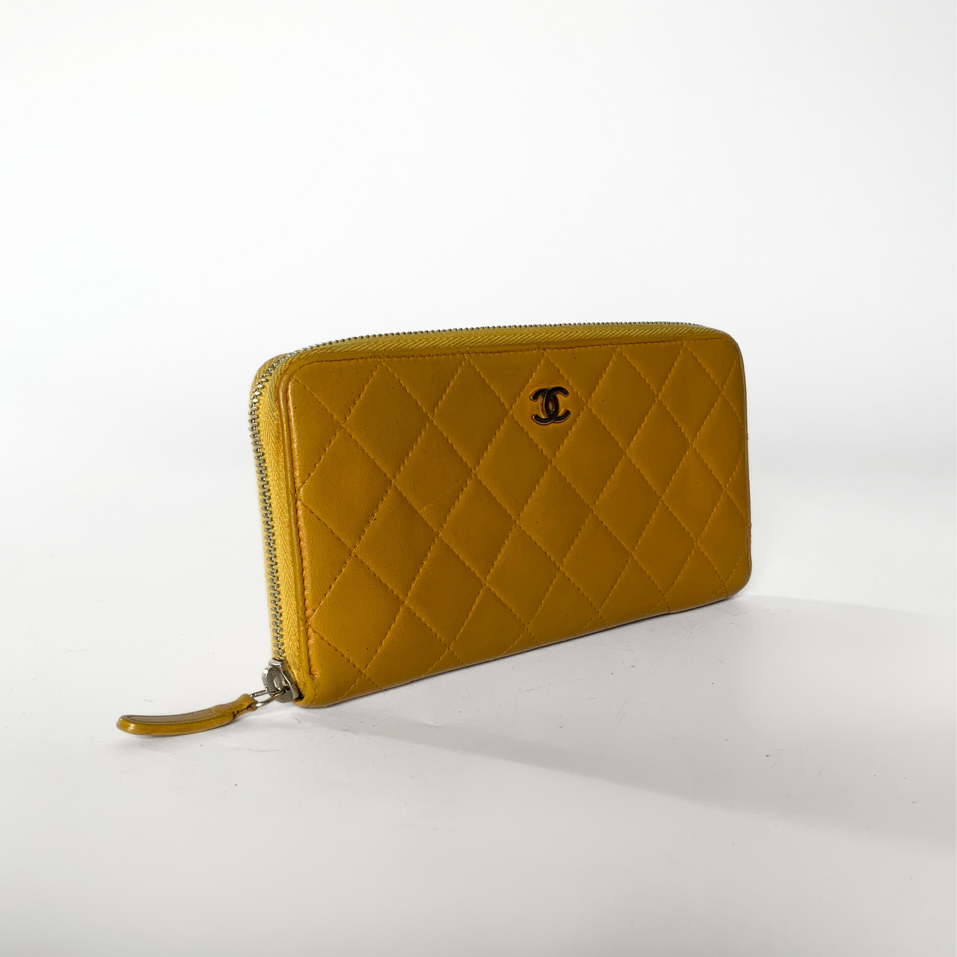 Chanel IG SALE: Chanel Zipper Wallet Lambskin Leather - Wallets - Etoile Luxury Vintage