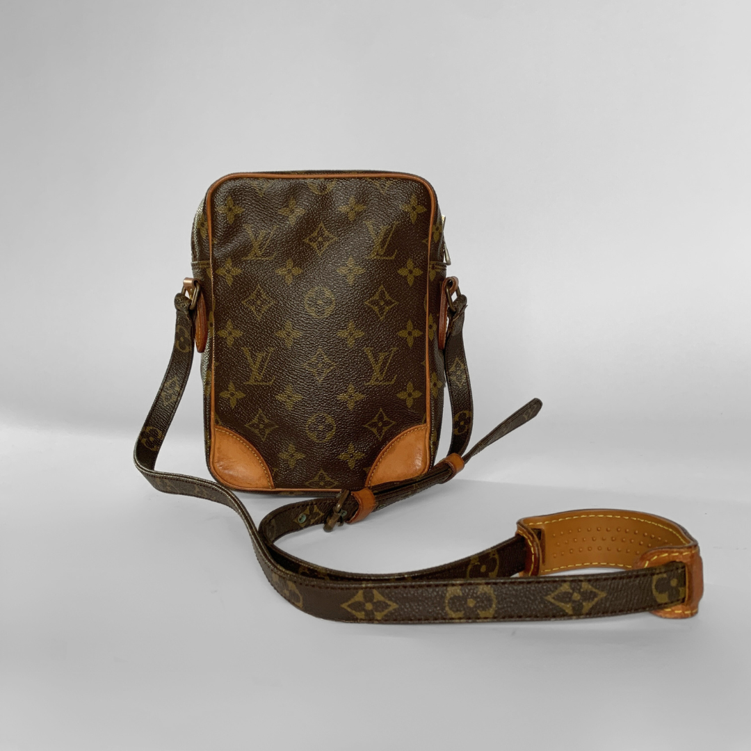 Louis Vuitton Louis Vuitton Amazon Monogram Canvas - Crossbody bags - Etoile Luxury Vintage