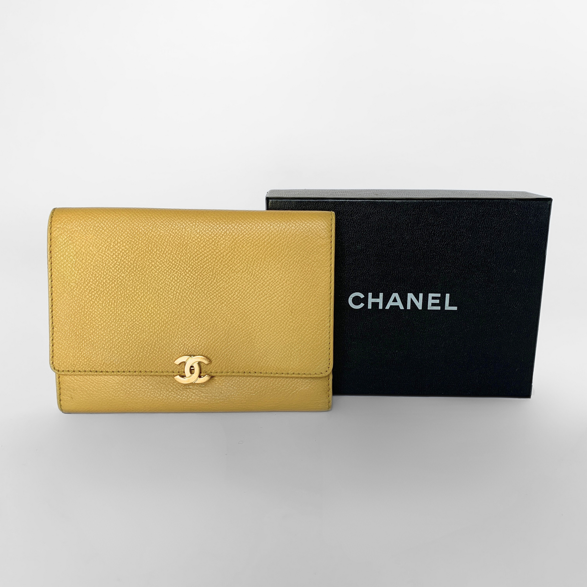 Chanel Chanel Wallet Medium Caviar Leather - Wallets - Etoile Luxury Vintage