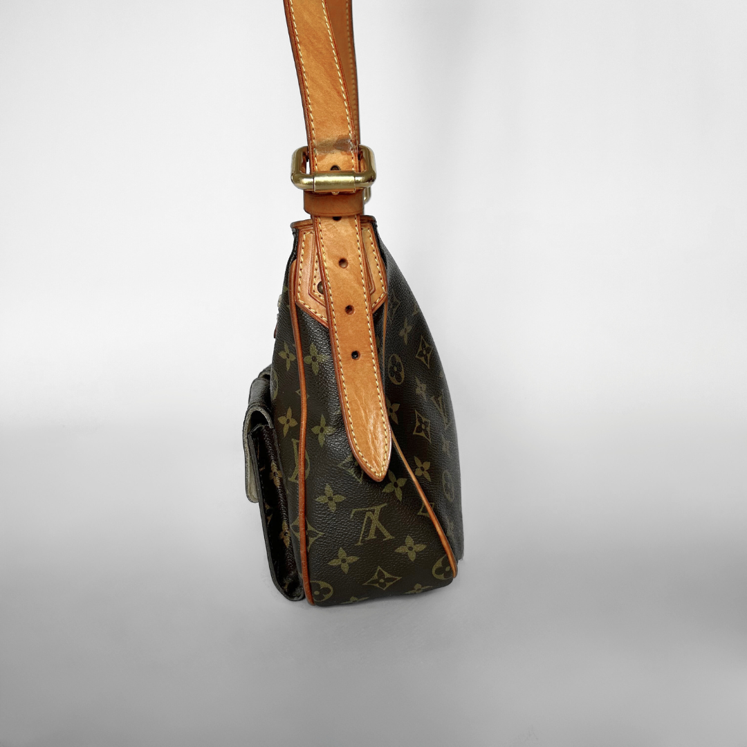 Louis Vuitton Hudson Monogram Canvas