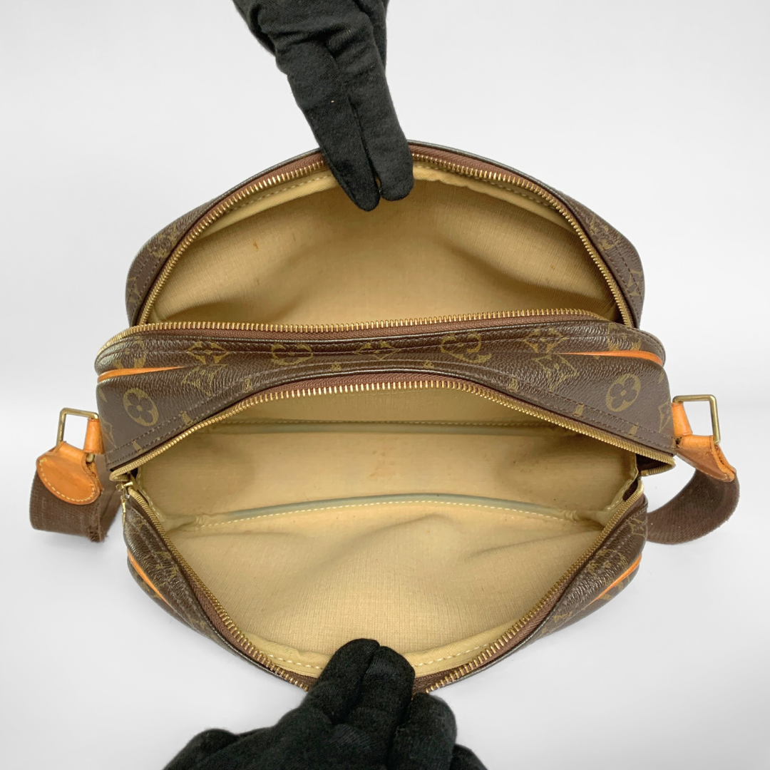 Louis Vuitton Louis Vuitton Reporter PM Monogram Canvas - Shoulder bags - Etoile Luxury Vintage