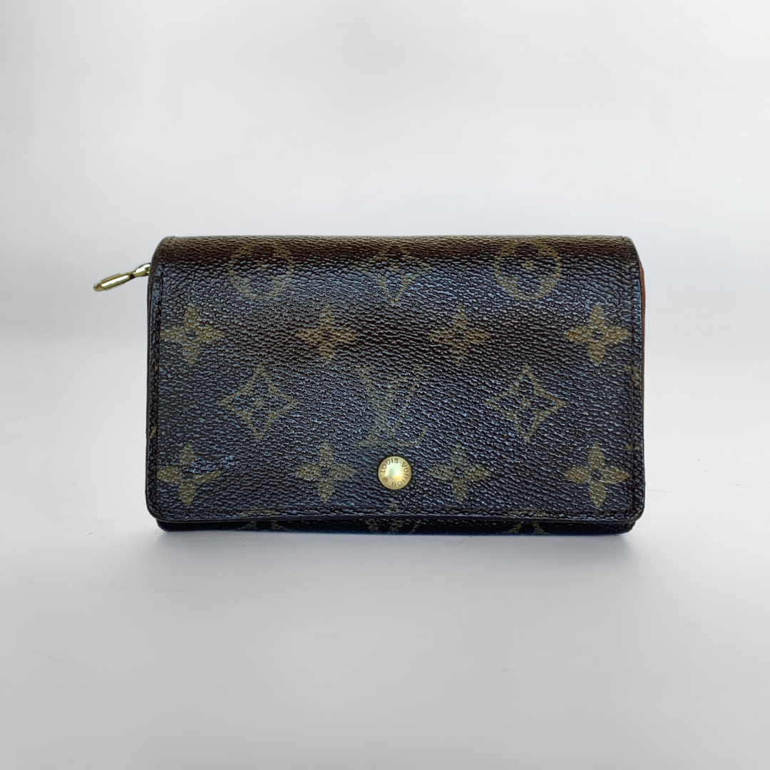 Louis Vuitton Louis Vuitton Wallet Medium Monogram Canvas - Wallets - Etoile Luxury Vintage