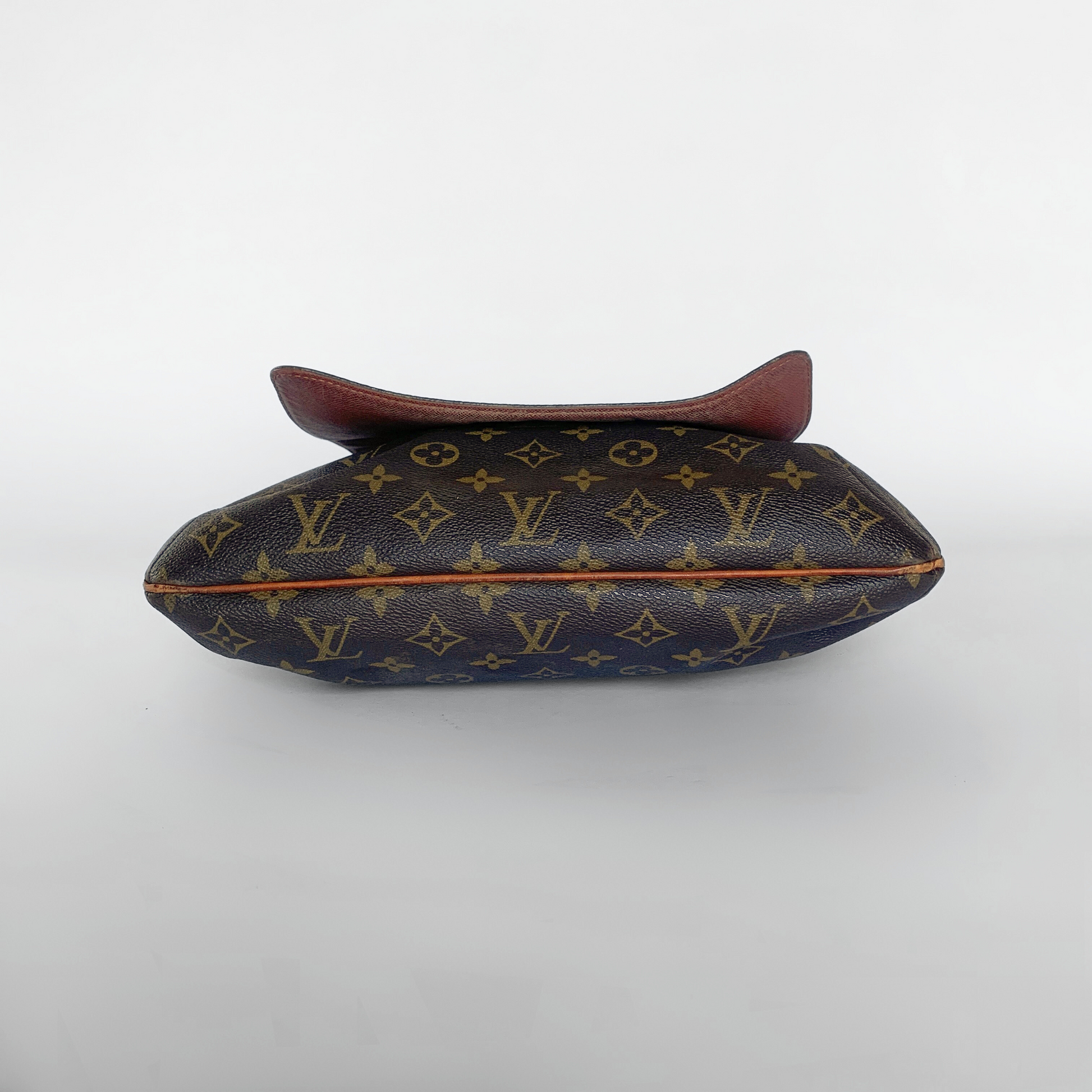 Louis Vuitton Louis Vuitton Musette Monogram Canvas - Shoulder bags - Etoile Luxury Vintage