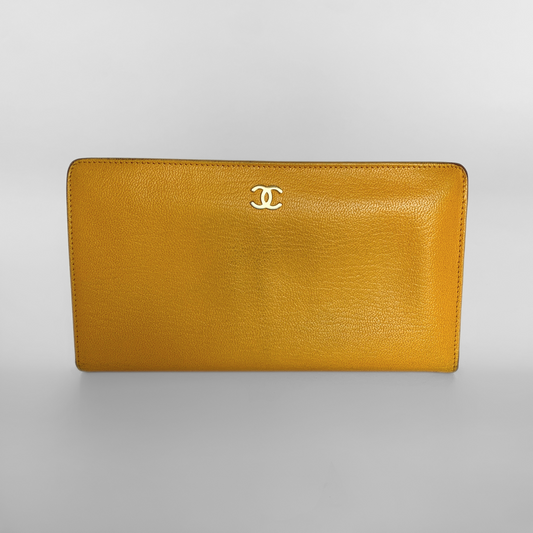 Vintage Chanel wallet