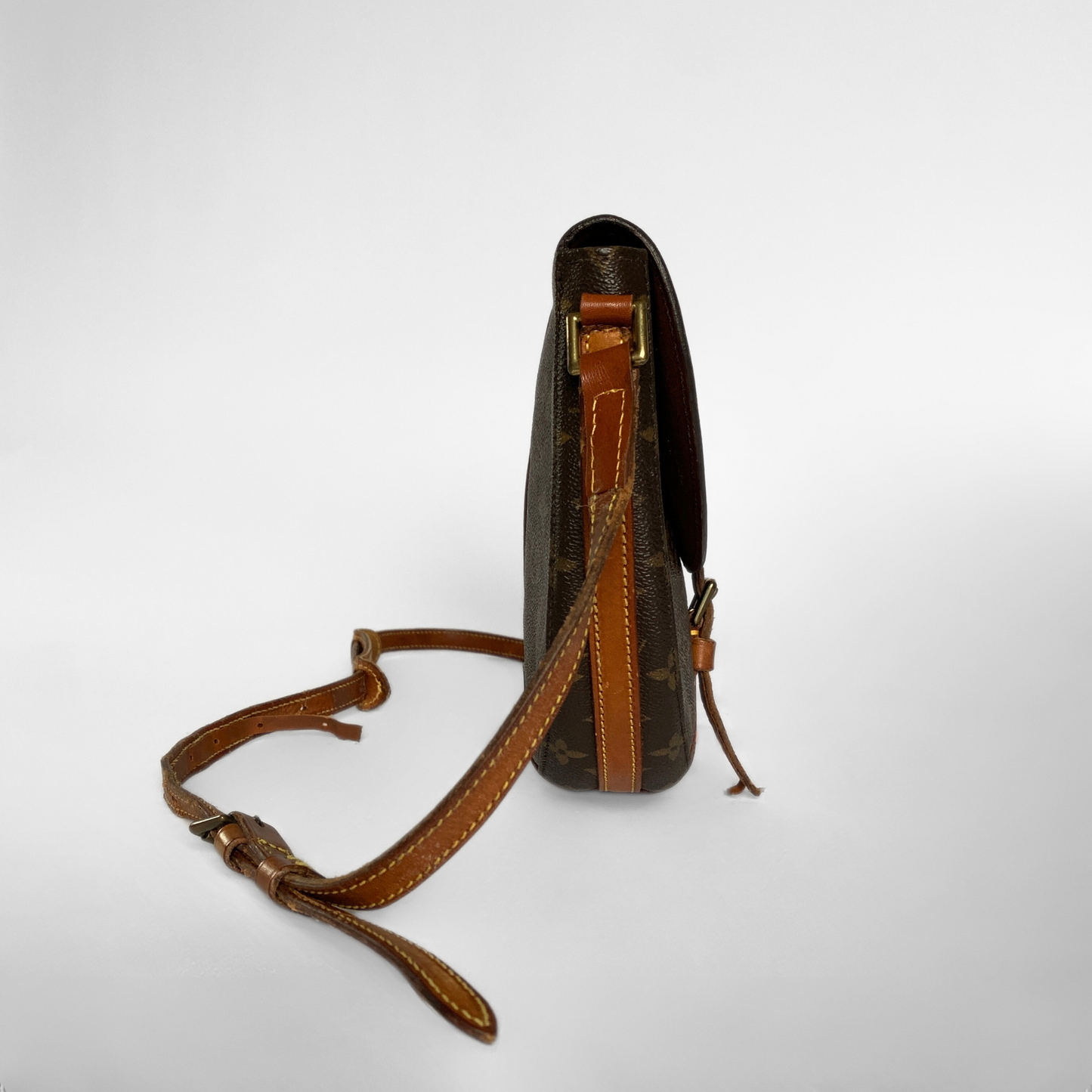 Louis Vuitton Louis Vuitton Chantilly MM Monogram Canvas - Crossbody bags - Etoile Luxury Vintage