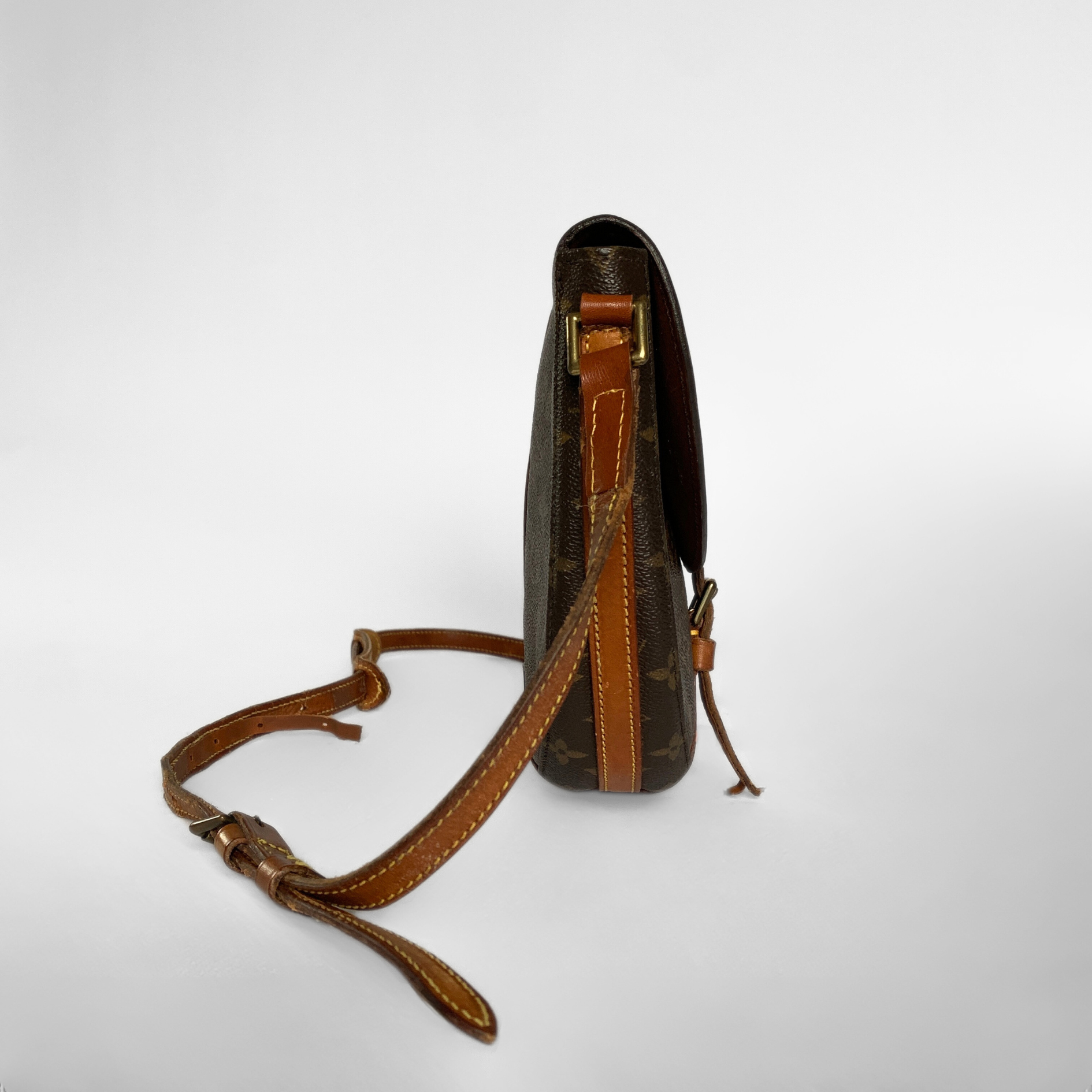 Louis Vuitton Louis Vuitton Chantilly MM Monogram Canvas - Crossbody bags - Etoile Luxury Vintage