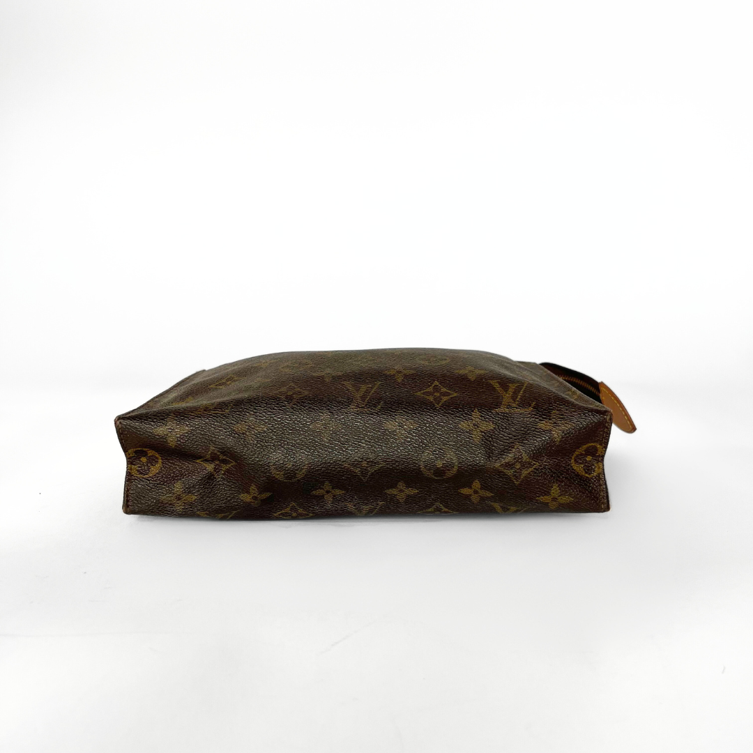 Louis Vuitton Toiletry Bag Monogram Canvas
