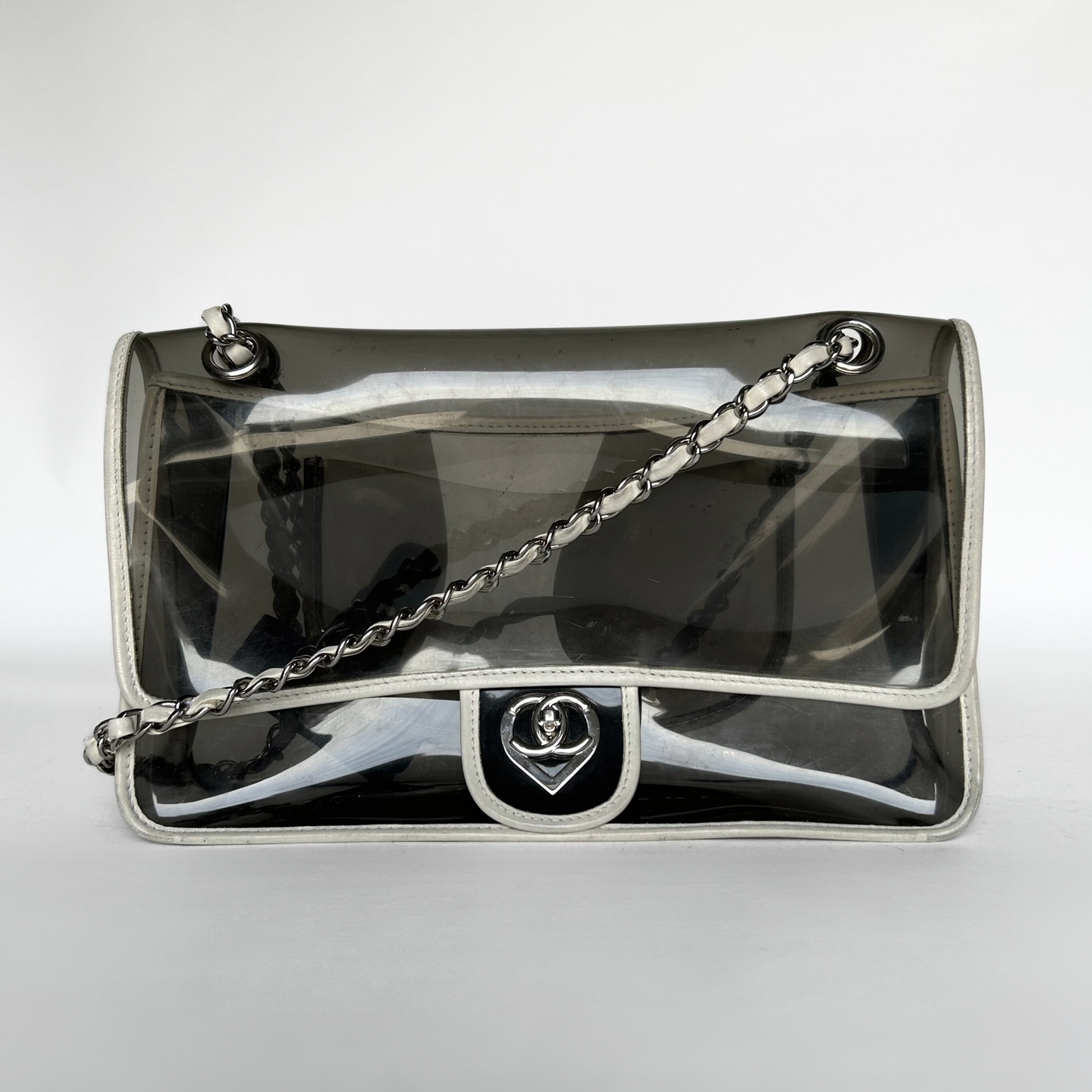 Chanel IG SALE: Chanel Heart CC Flap Bag Vinyl & Lambskin Leather (Limited Edition) - Shoulder bags - Etoile Luxury Vintage