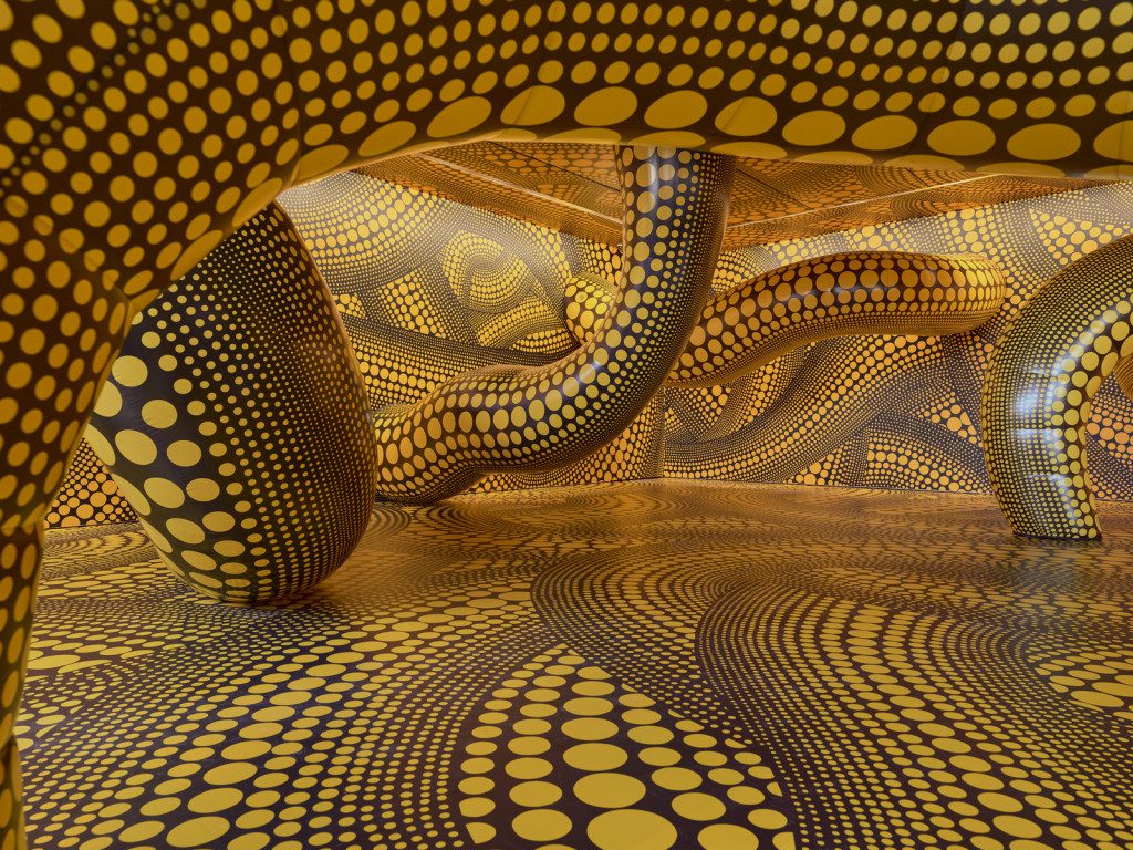 When Art Meets the Archive: What Yayoi Kusama at the Stedelijk Reminds Us About Vintage Luxury