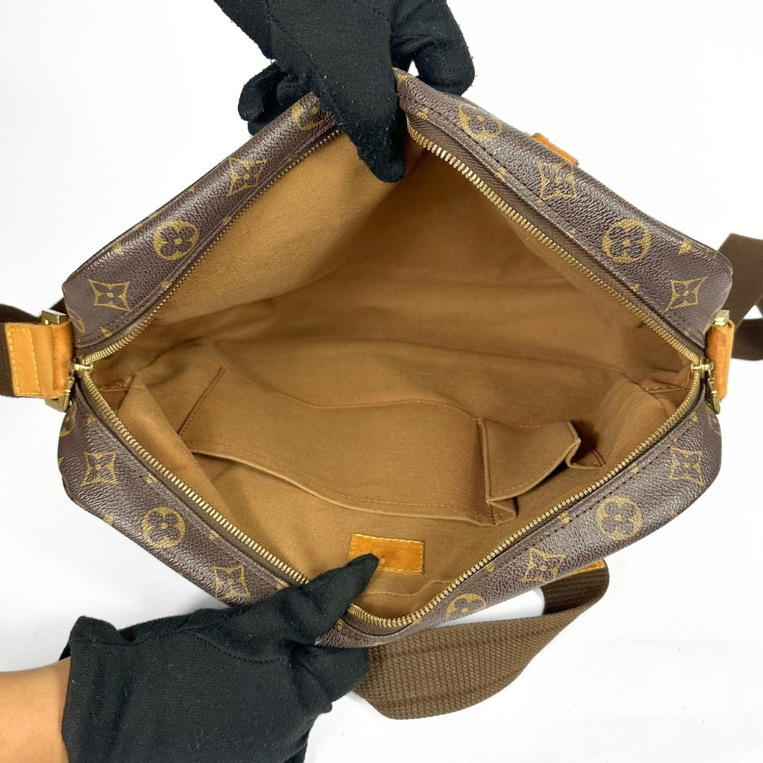 Louis Vuitton Sac Bosphore Messenger on a white background