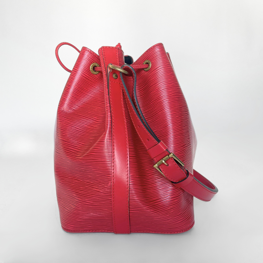 Louis Vuitton Noé Petit Epi Leather