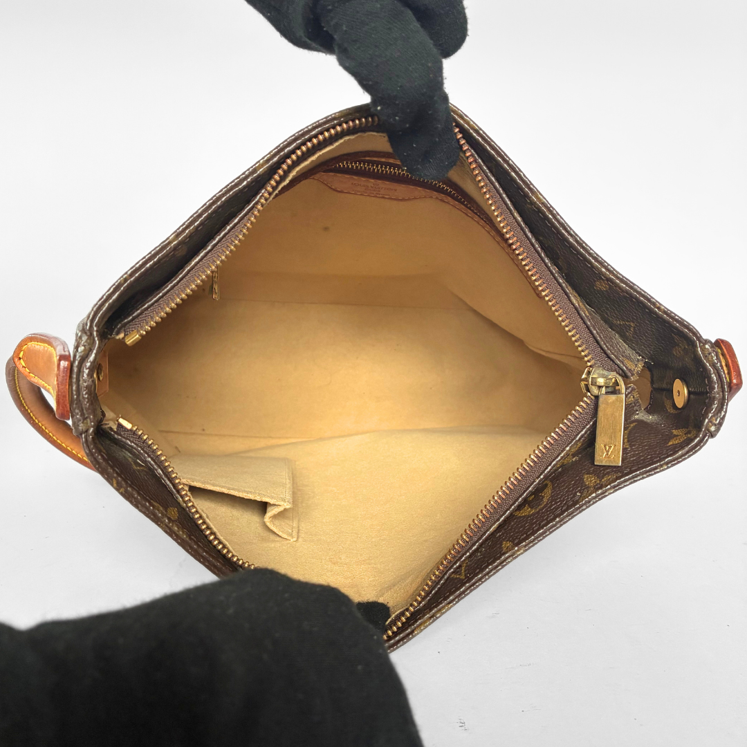 Louis Vuitton Looping GM Monogram Canvas