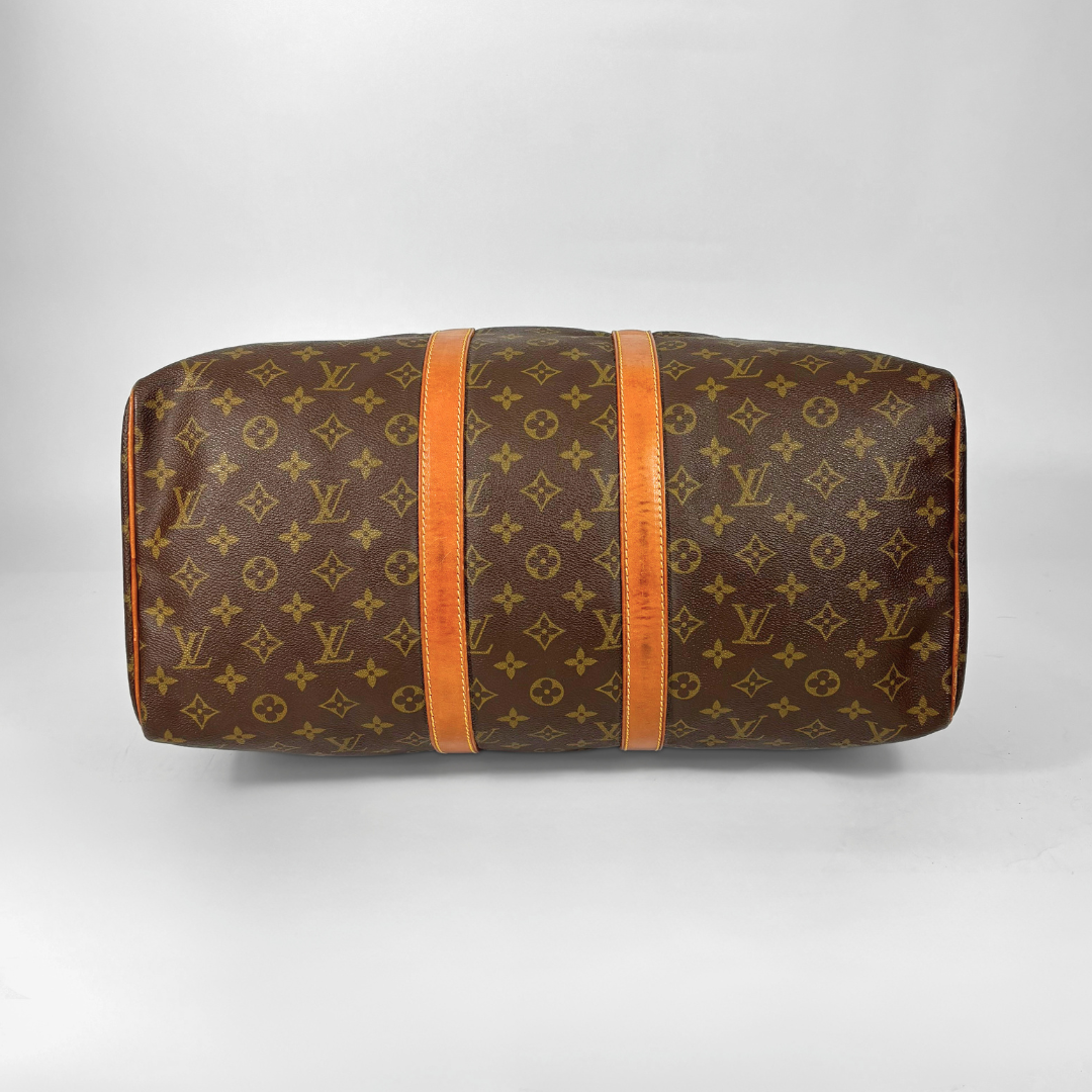 Louis Vuitton Keepall 45 vintage bottom view