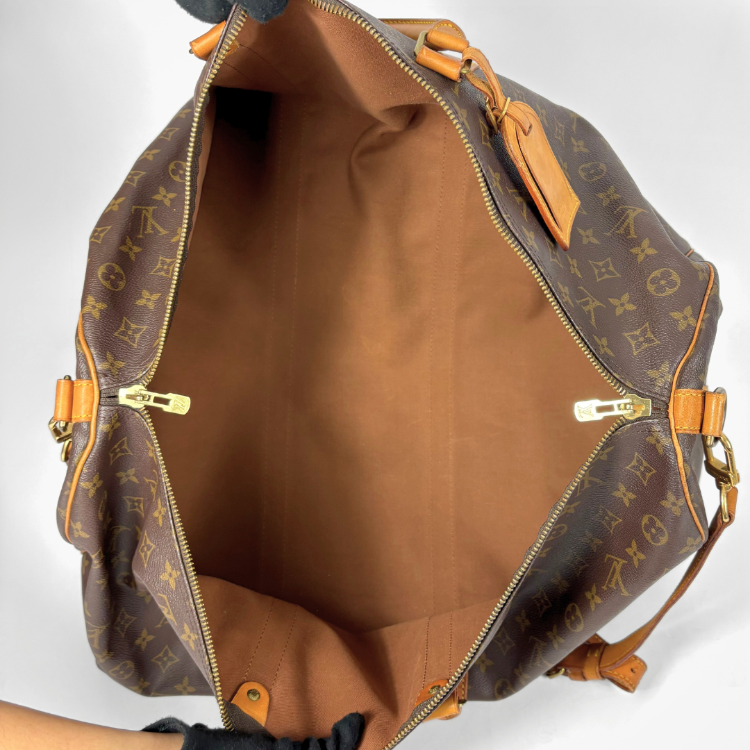 Louis Vuitton Keepall 60 strap insdide view