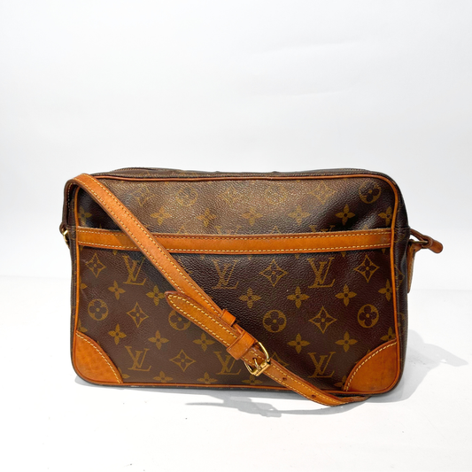 Louis Vuitton Trocadero GM Monogram Canvas