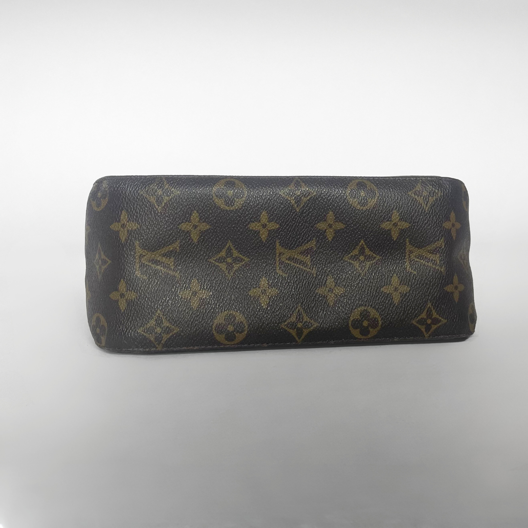 Louis Vuitton Looping MM Monogram Canvas