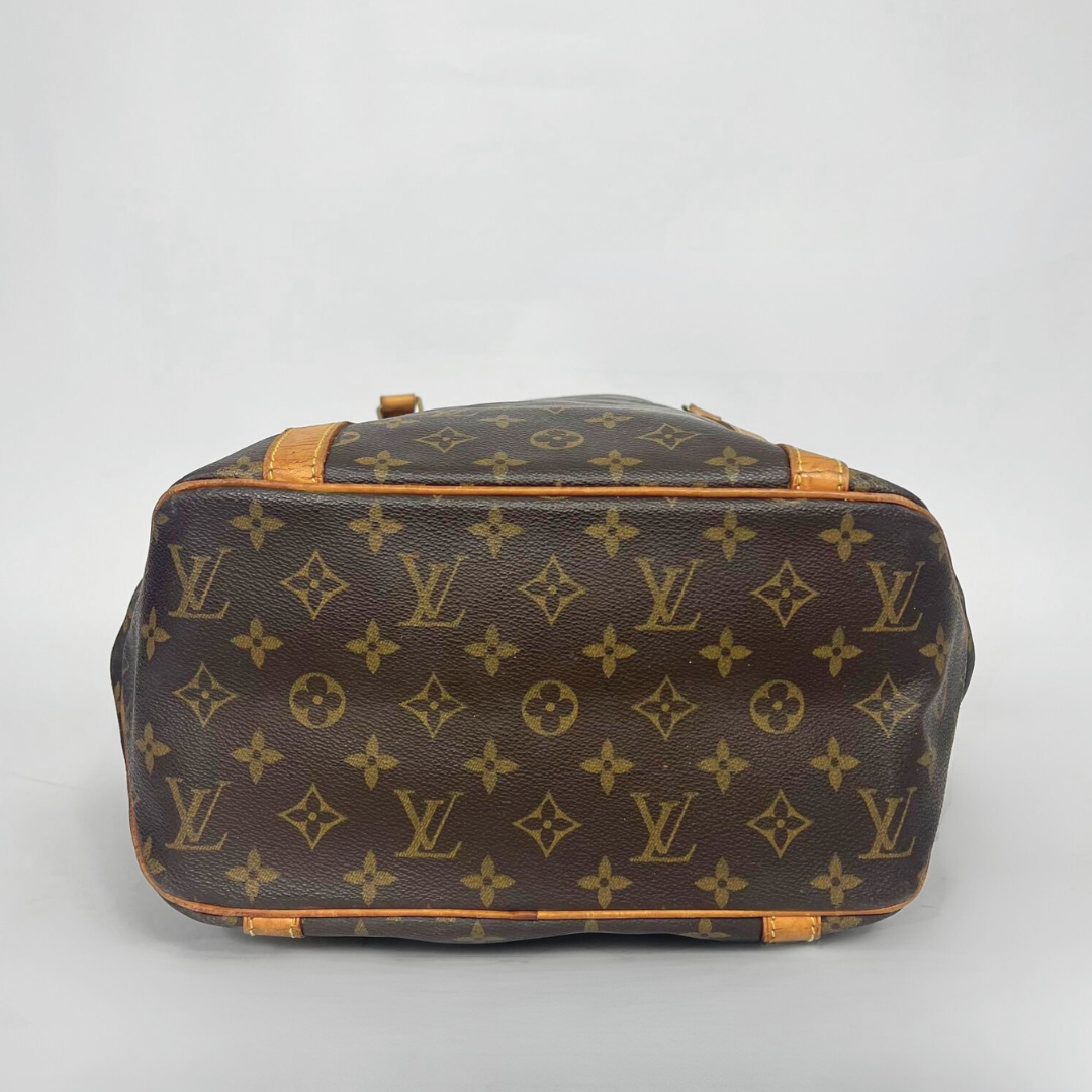 Louis Vuitton Shopper in brown Monogram Canvas on a White Background