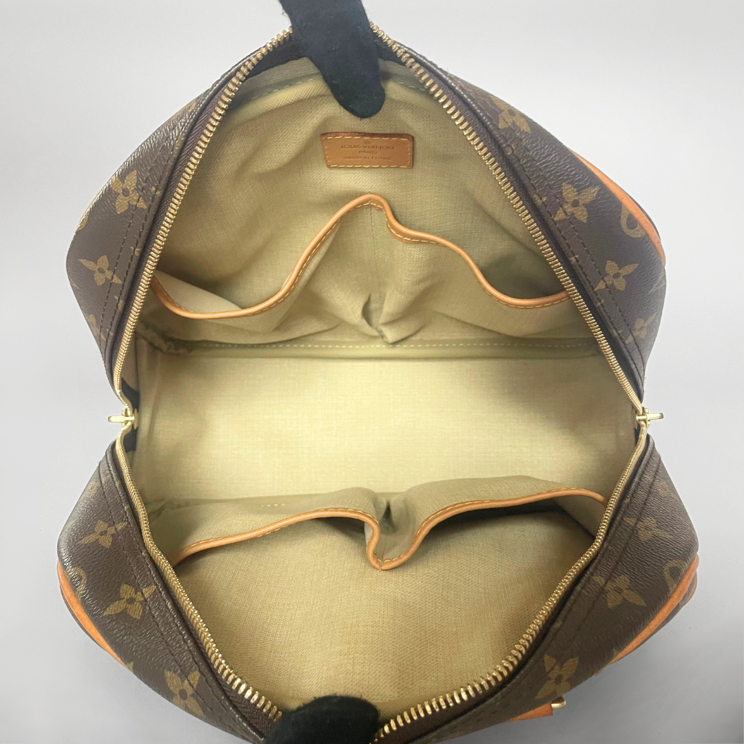 Louis Vuitton Deauville Monogram Canvas