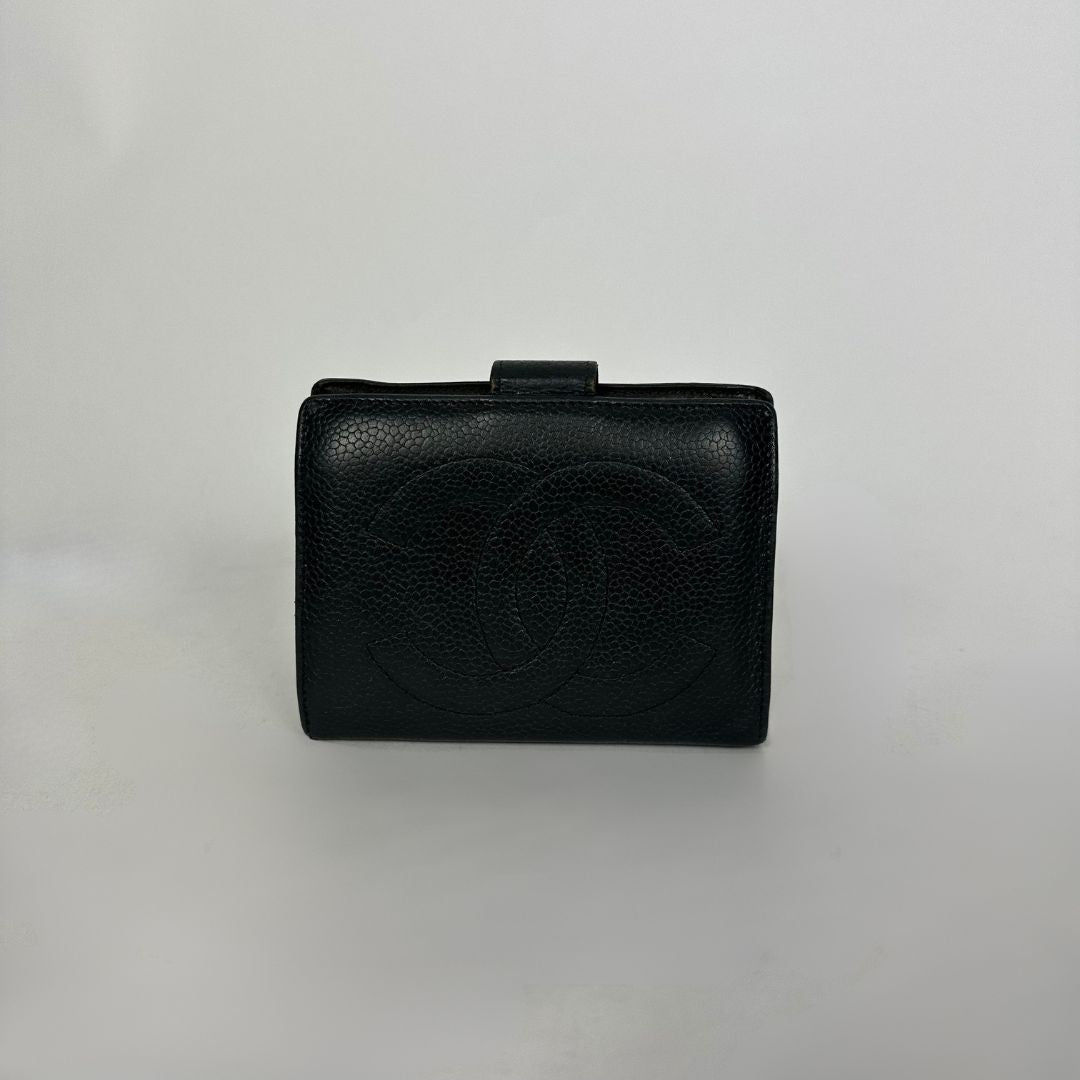 Chanel Wallet Caviar Small on a whıte background