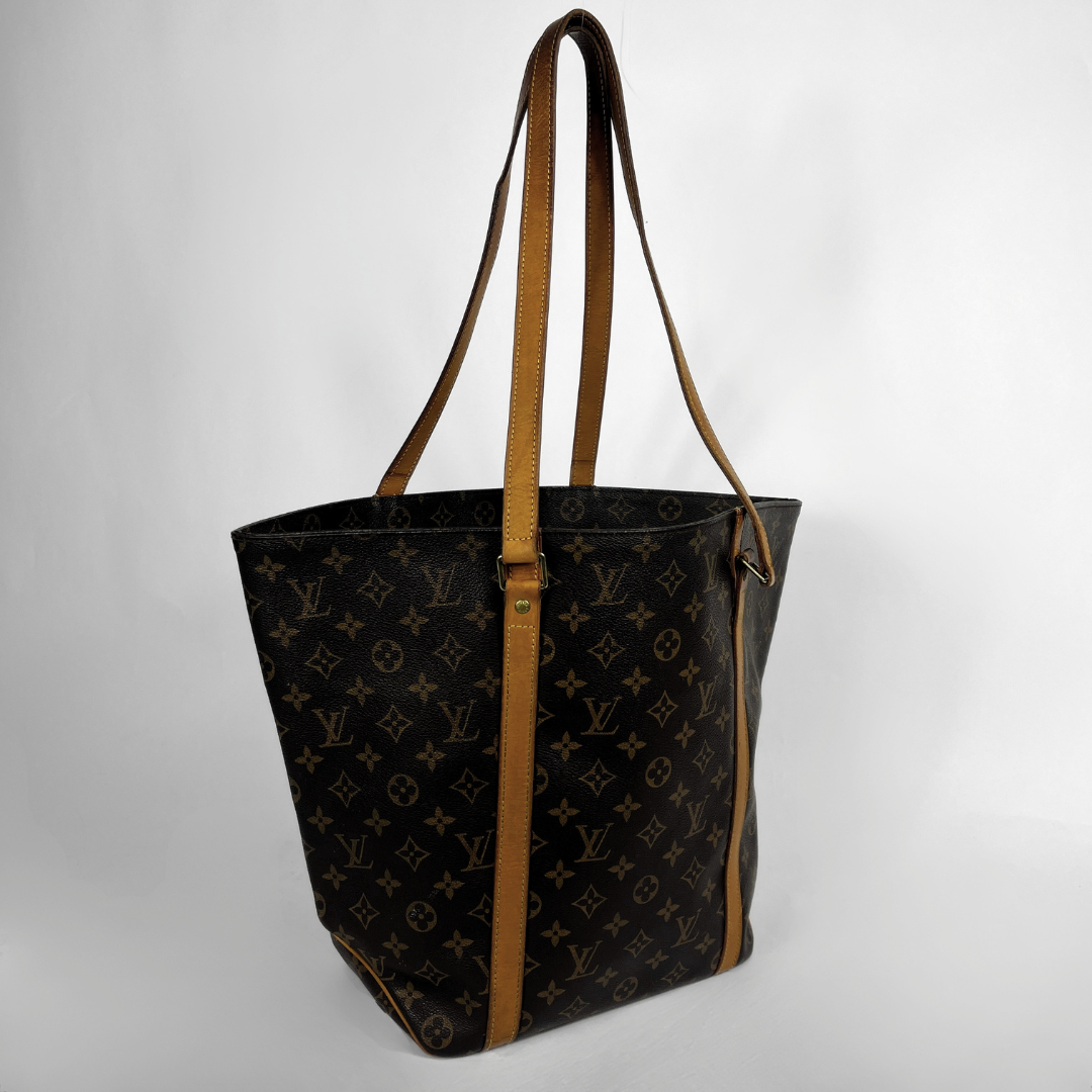 Louis Vuitton Shopper on a white background