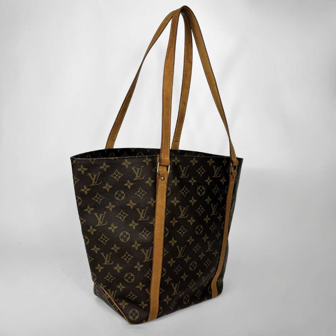 Louis Vuitton Shopper on a white background