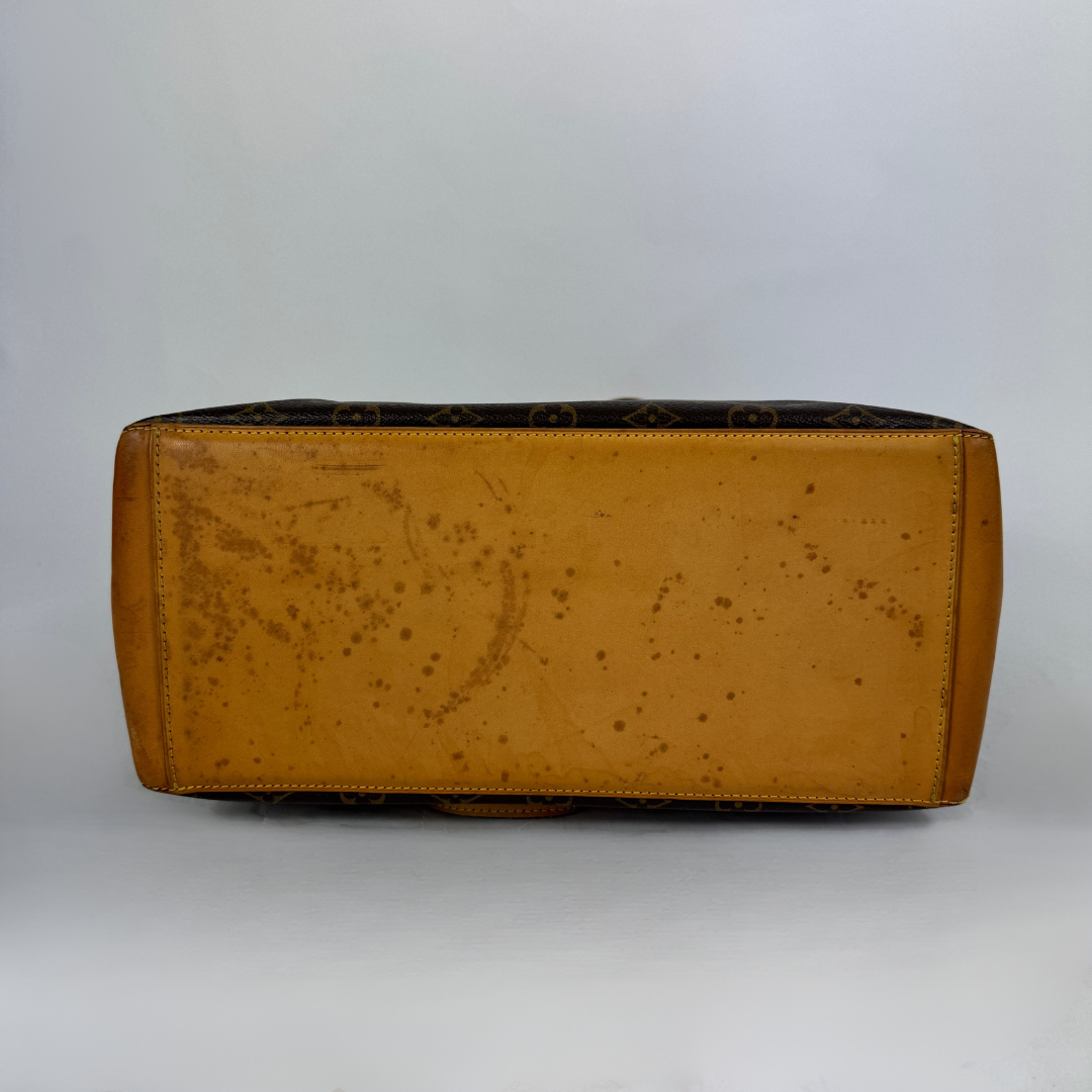 Louis Vuitton Cabas Mezzo