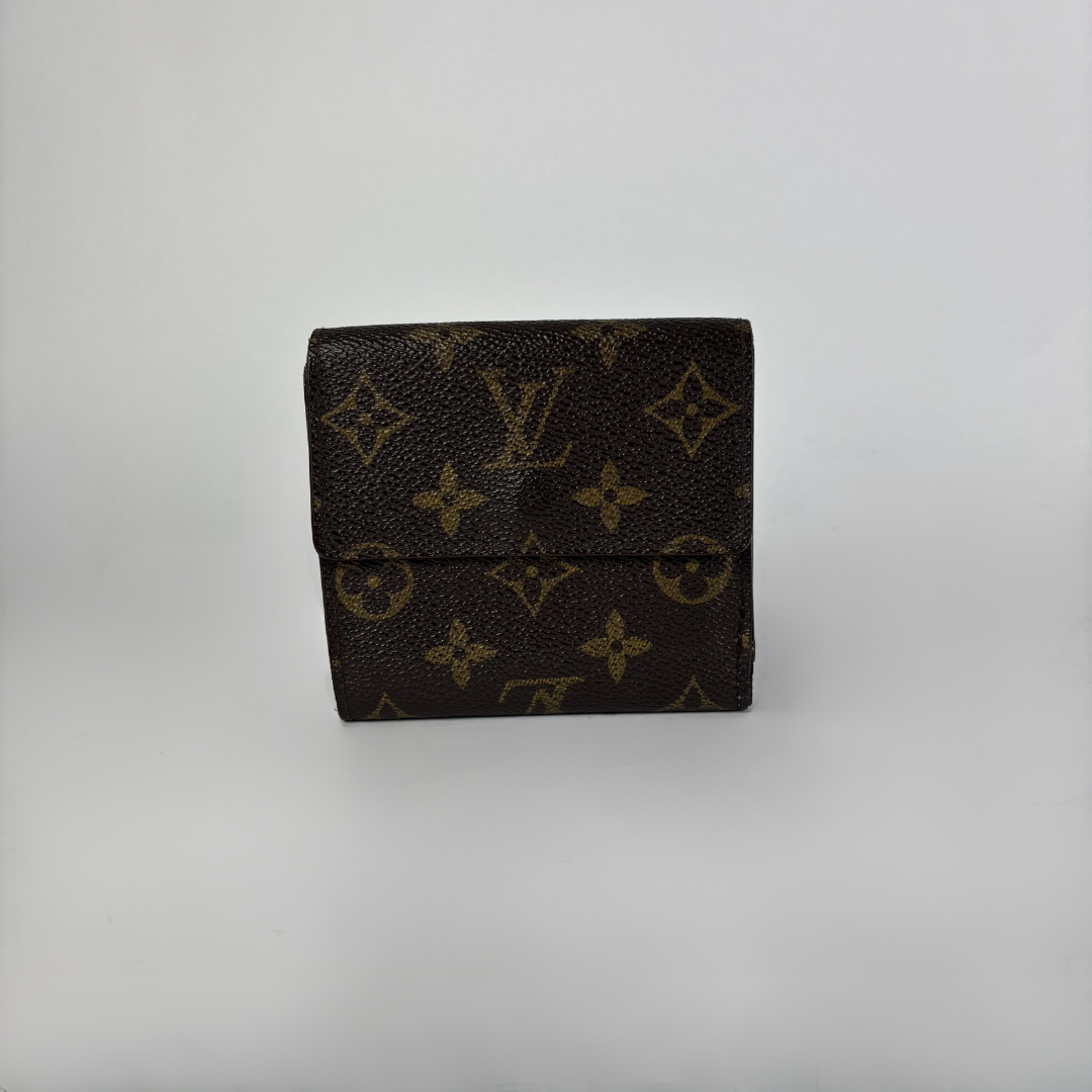 Louis Vuitton Druk Wallet on white background