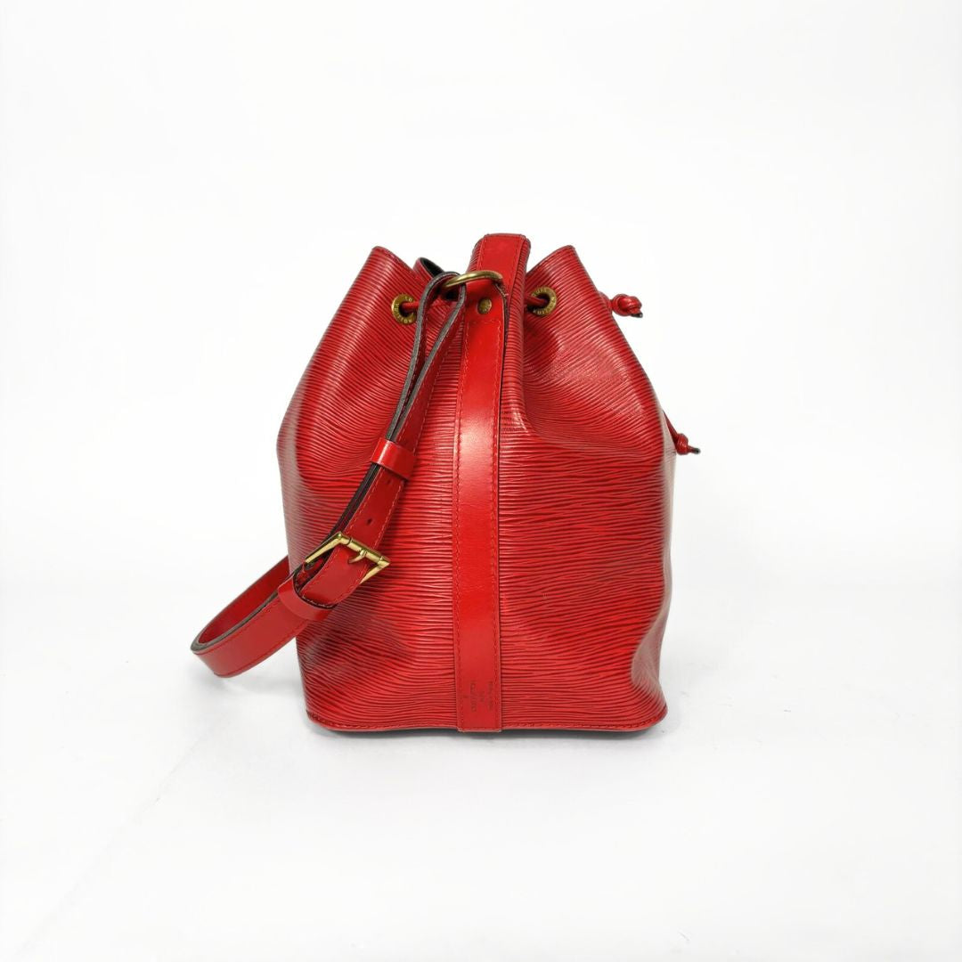 Louis Vuitton Louis Vuitton No&eacute; Petit Epi Leather - Shoulder bags - Etoile Luxury Vintage
