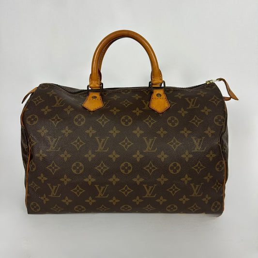 Louis Vuitton Speedy 35 on a white background