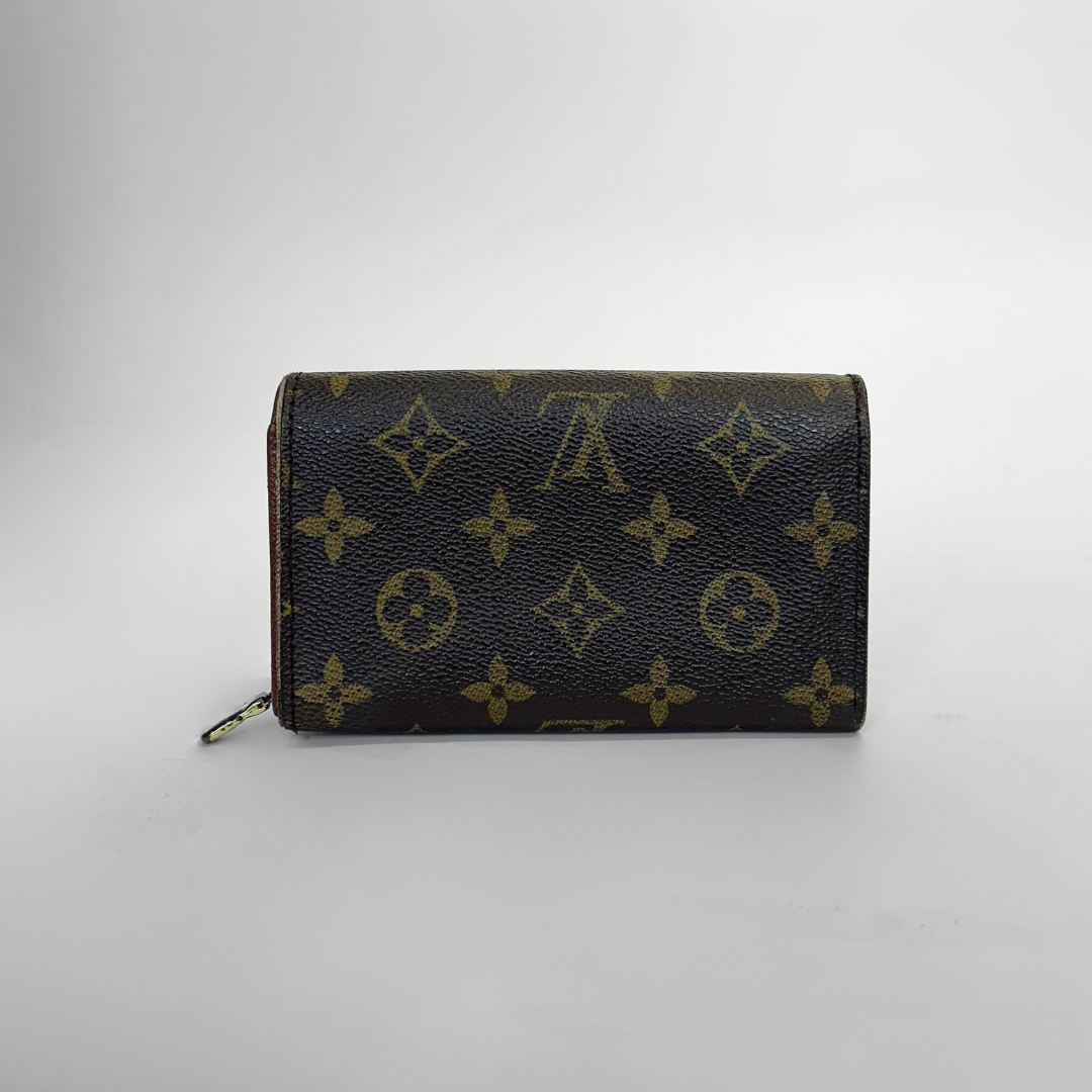 Louis Vuitton wallet medium back view