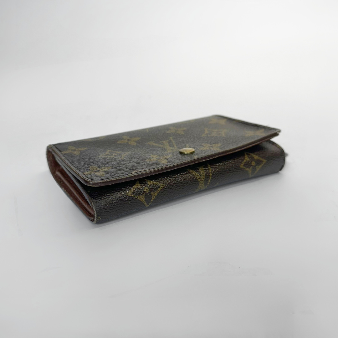 Louis Vuitton wallet medium lateral view