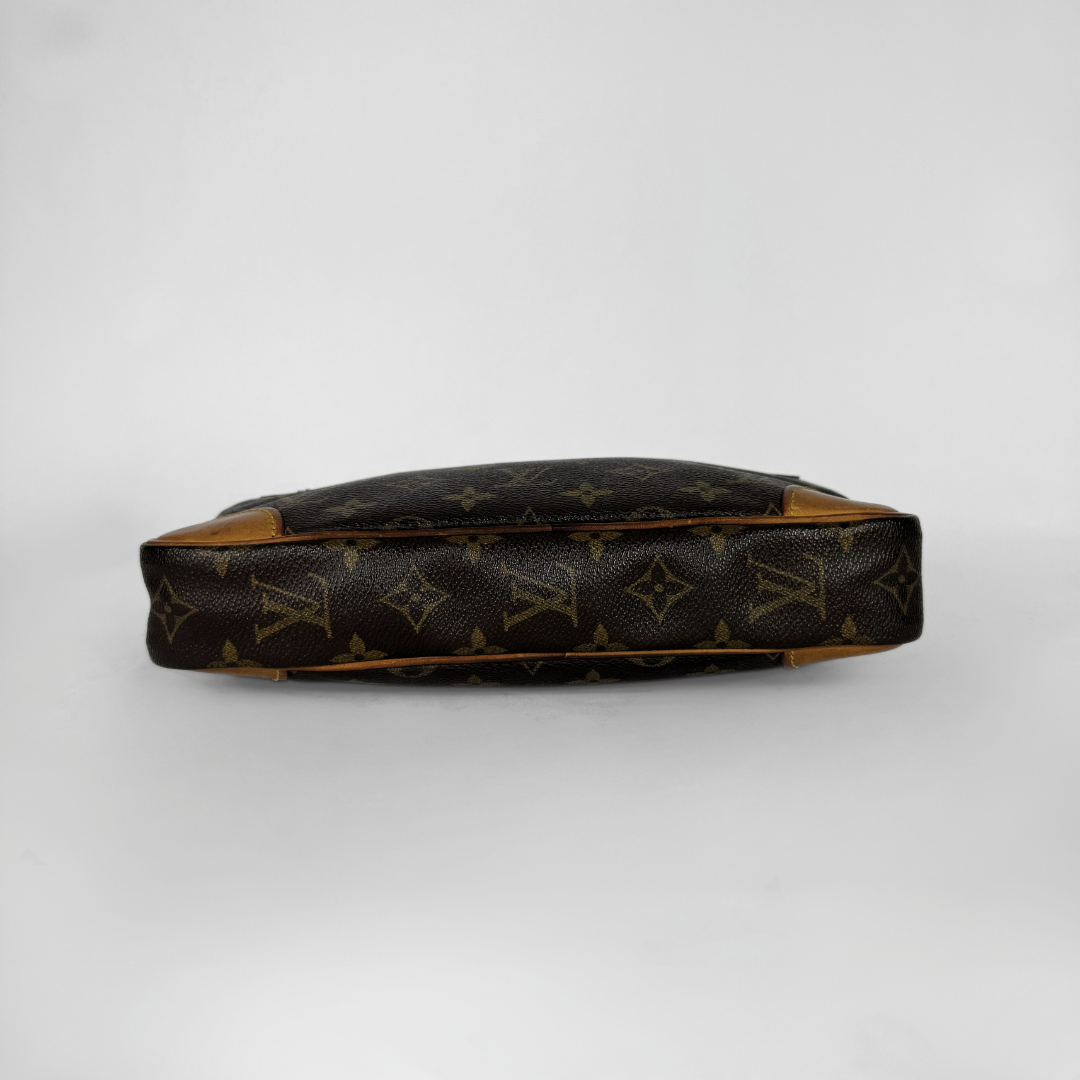 Louis Vuitton Marly Dragonne GM on a white background