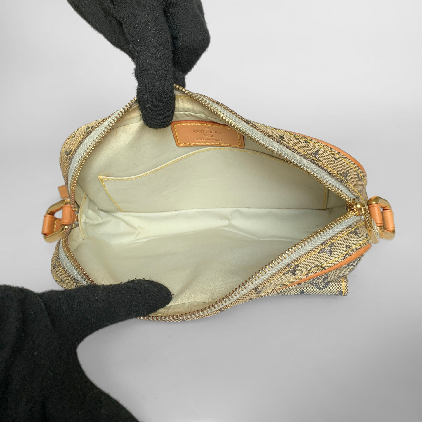 Louis Vuitton Juliette MM Mini Lin Canvas