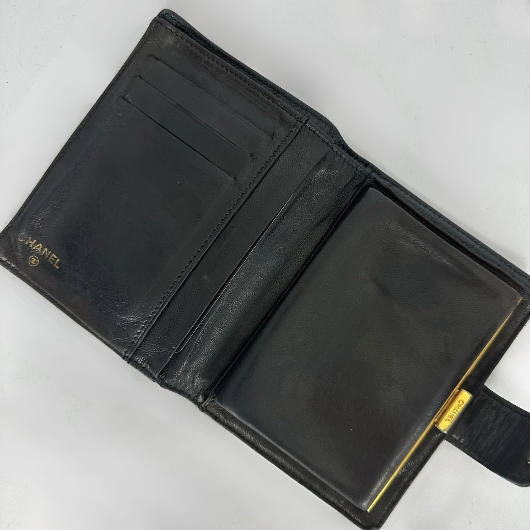 Chanel Wallet Caviar Small on a whıte background